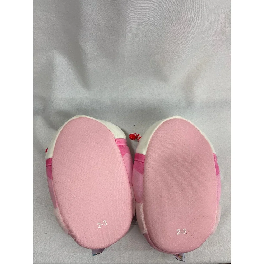 Squishmallows Peppermint Pink Plush Slippers Kids Size 2/3 Holiday Cocoa Cupcake